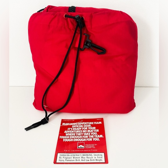 Vintage 90’s Marlboro Adventure Team Red & Black Nylon Windbreaker Set and Pouch - Picture 4 of 11